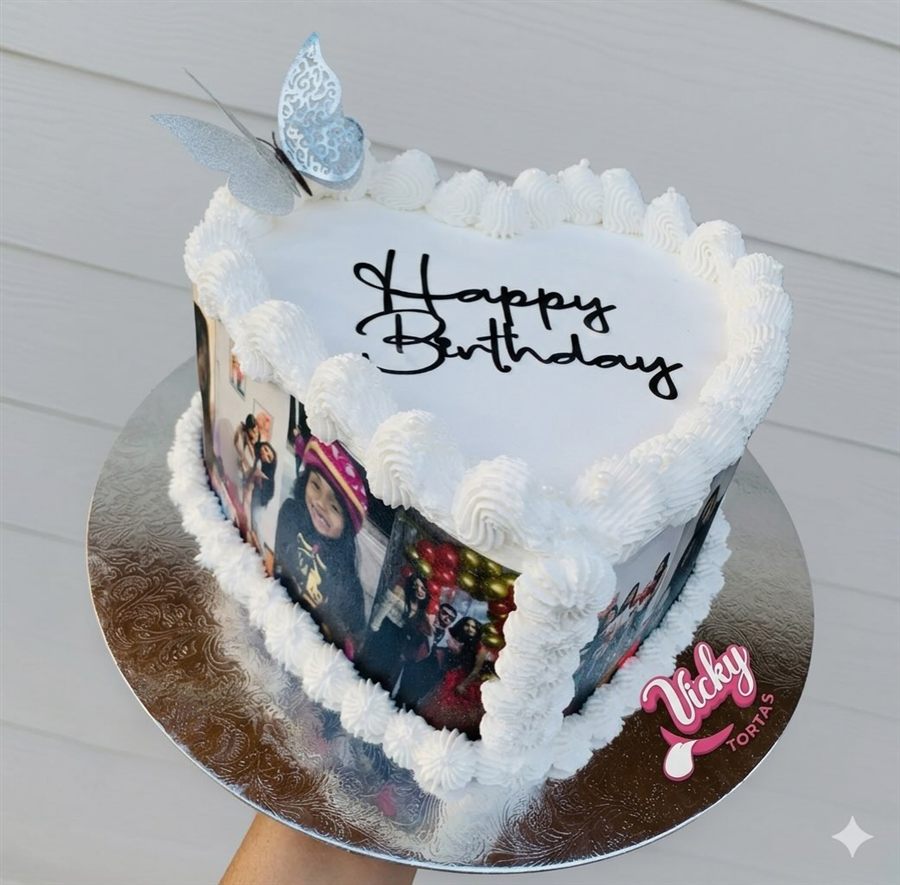 Torta corazón vintage con Happy Birthday